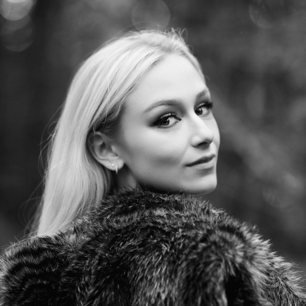 Meet your Posher, Stephanie